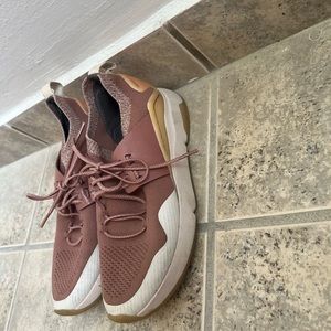 Very very very soft to walk on, cole haan slip on sneaker